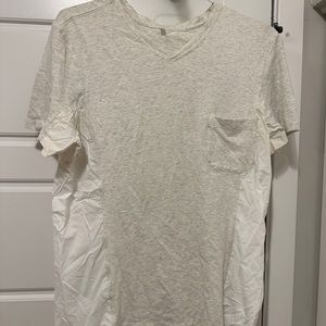 Lululemon v neck t shirt with pocket